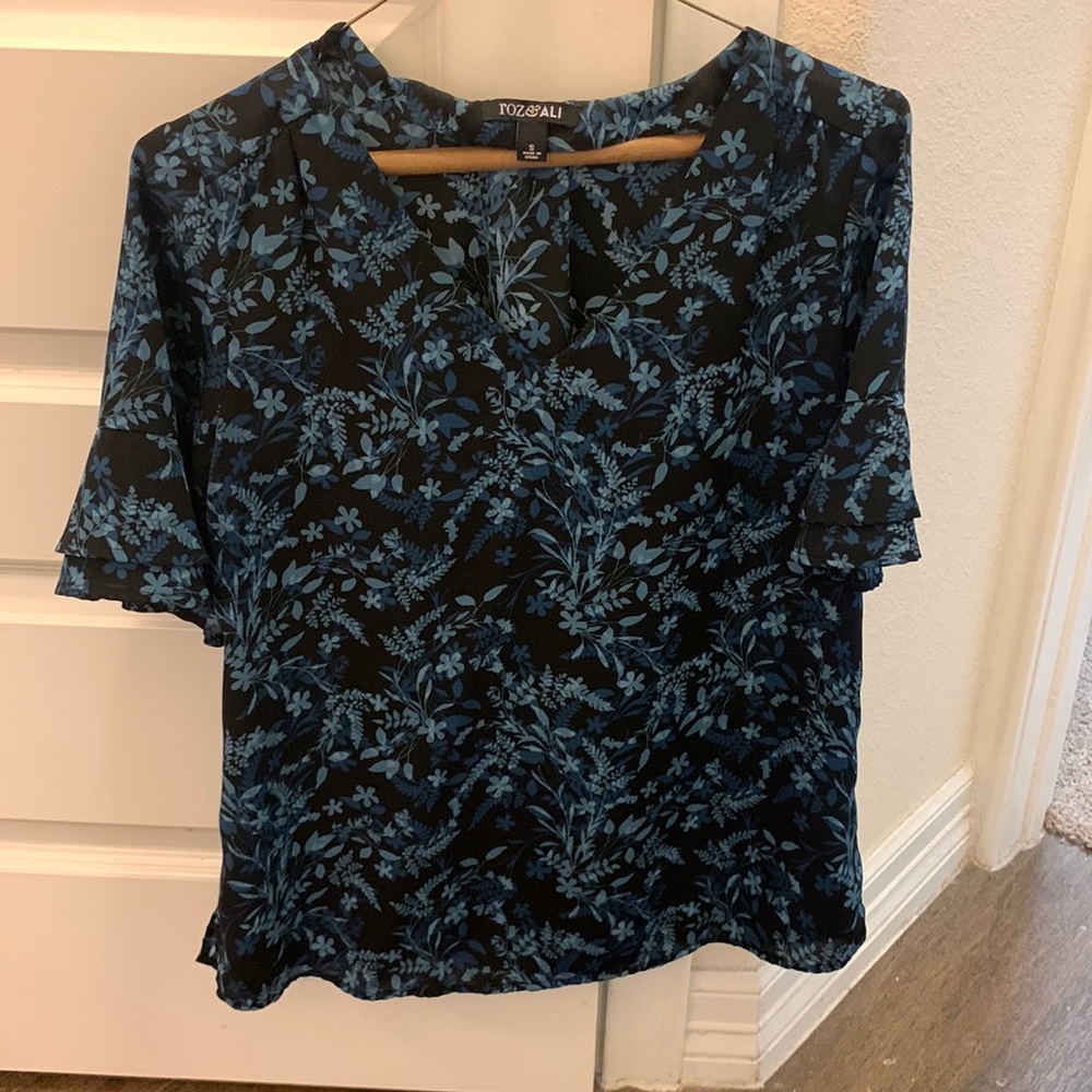 Roz and Ali Floral Blouse